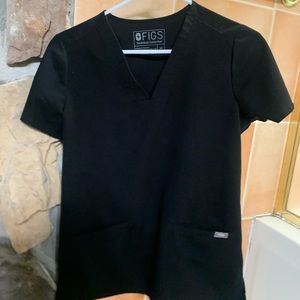 Three pocket fig scrub top